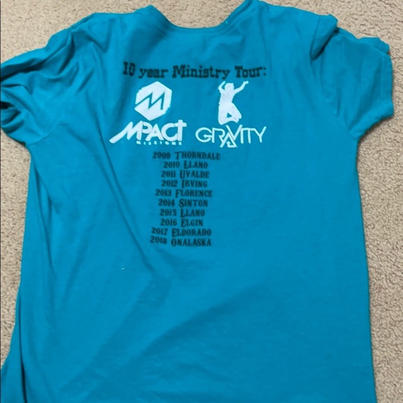 Tshirt - Picture 2 of 2